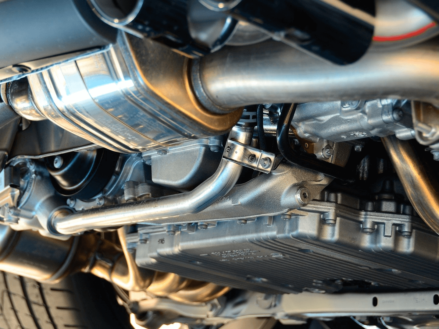 подрамный глушитель